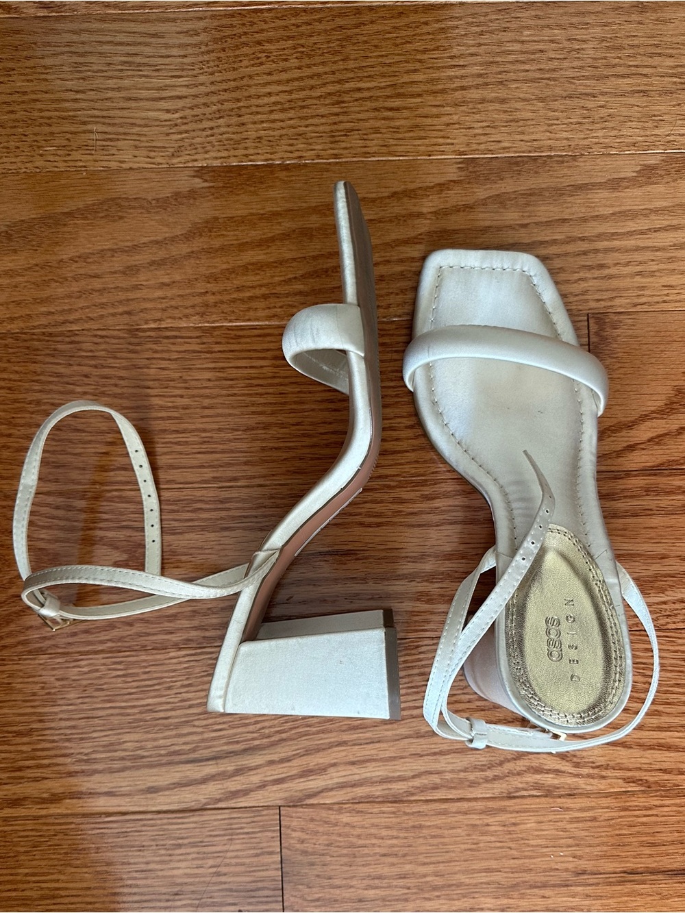 Women's White Strappy Block Heel Sandals